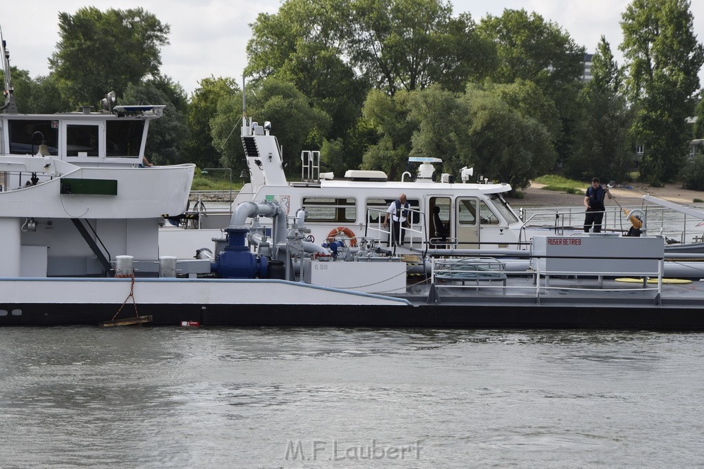 Schiff 1 Koeln in Hoehe der Koelner Zoobruecke P285.JPG - Miklos Laubert